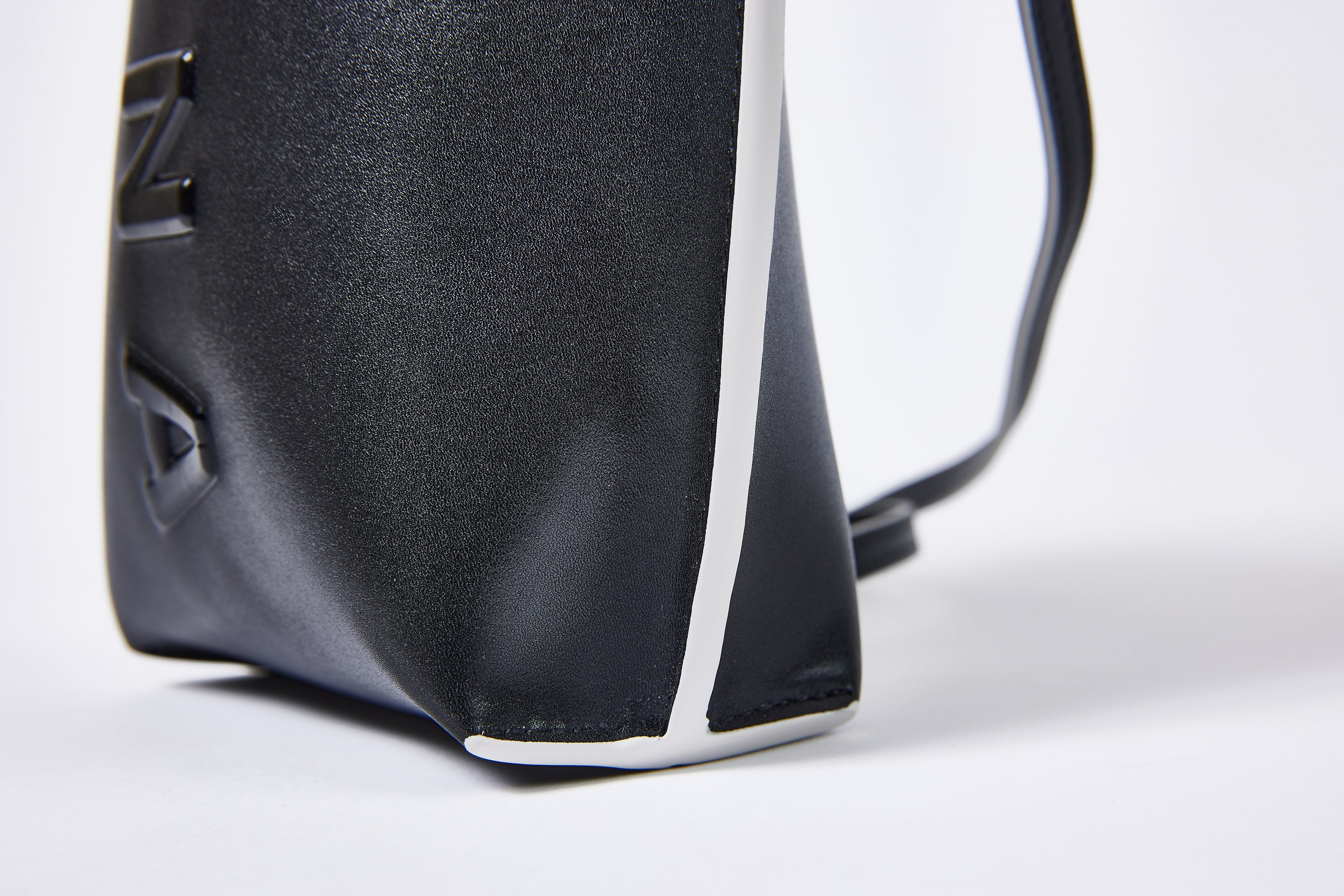 Multi-case BIG/SZ1501-2 back in stock!