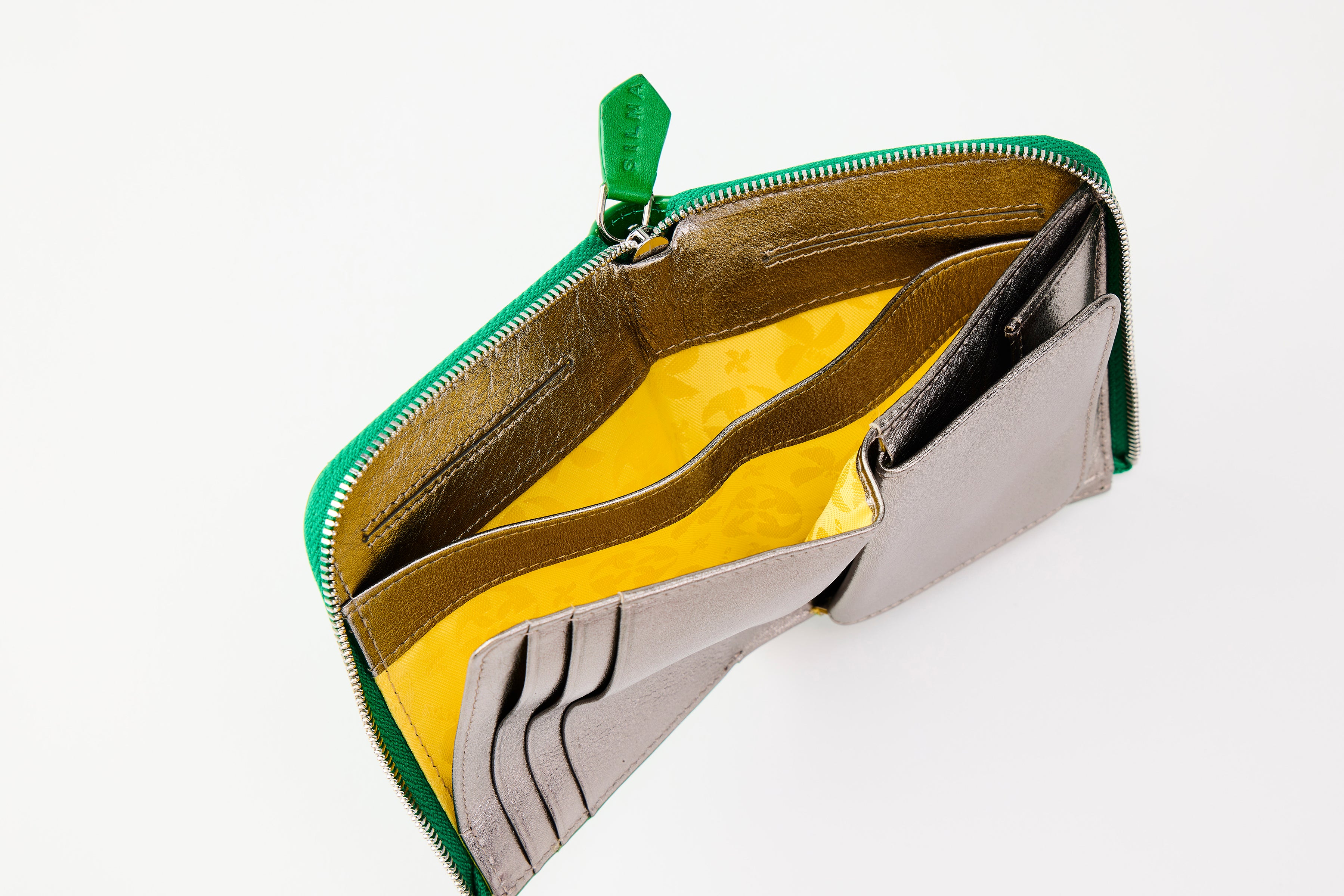 SHORT WALLET