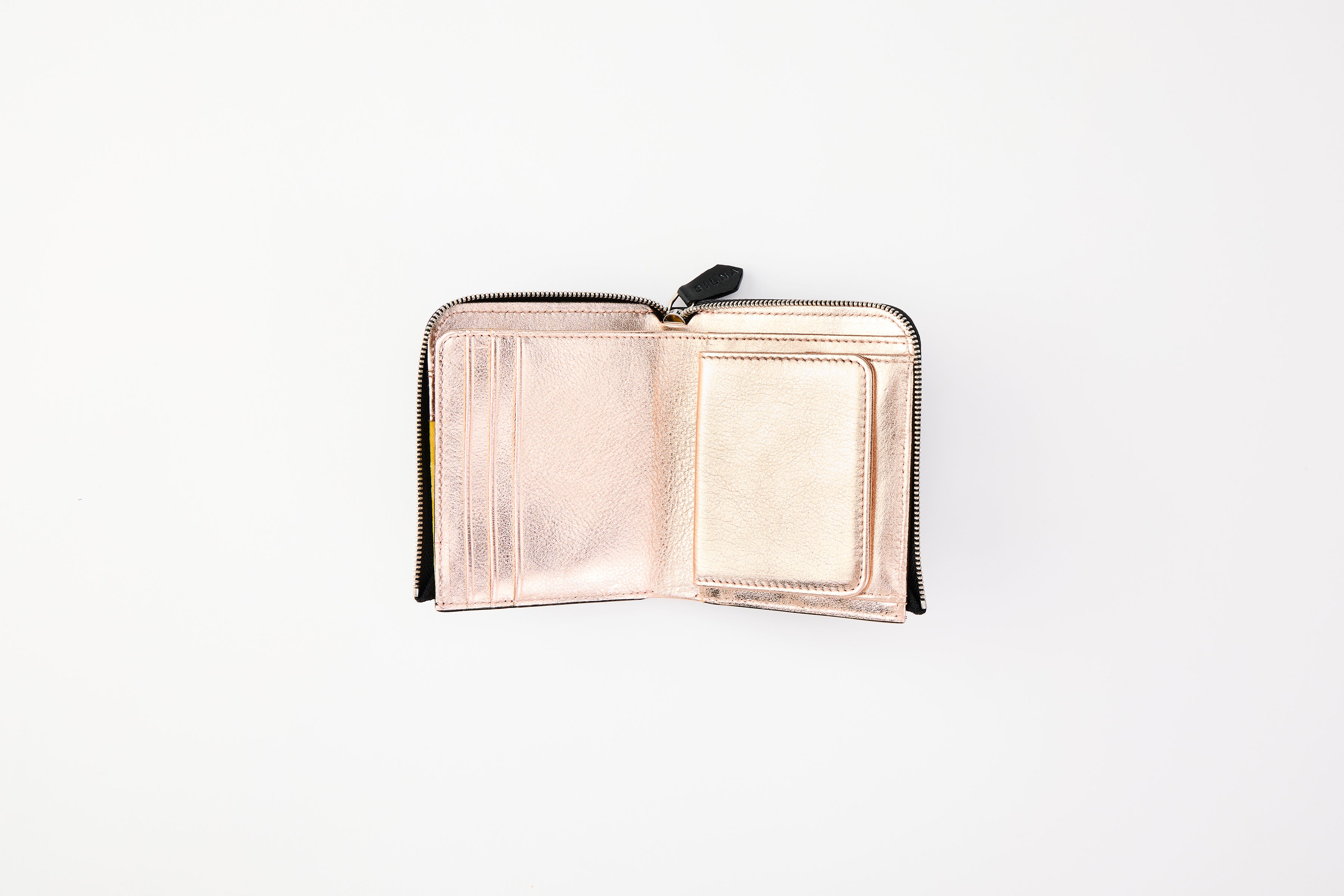SHORT WALLET