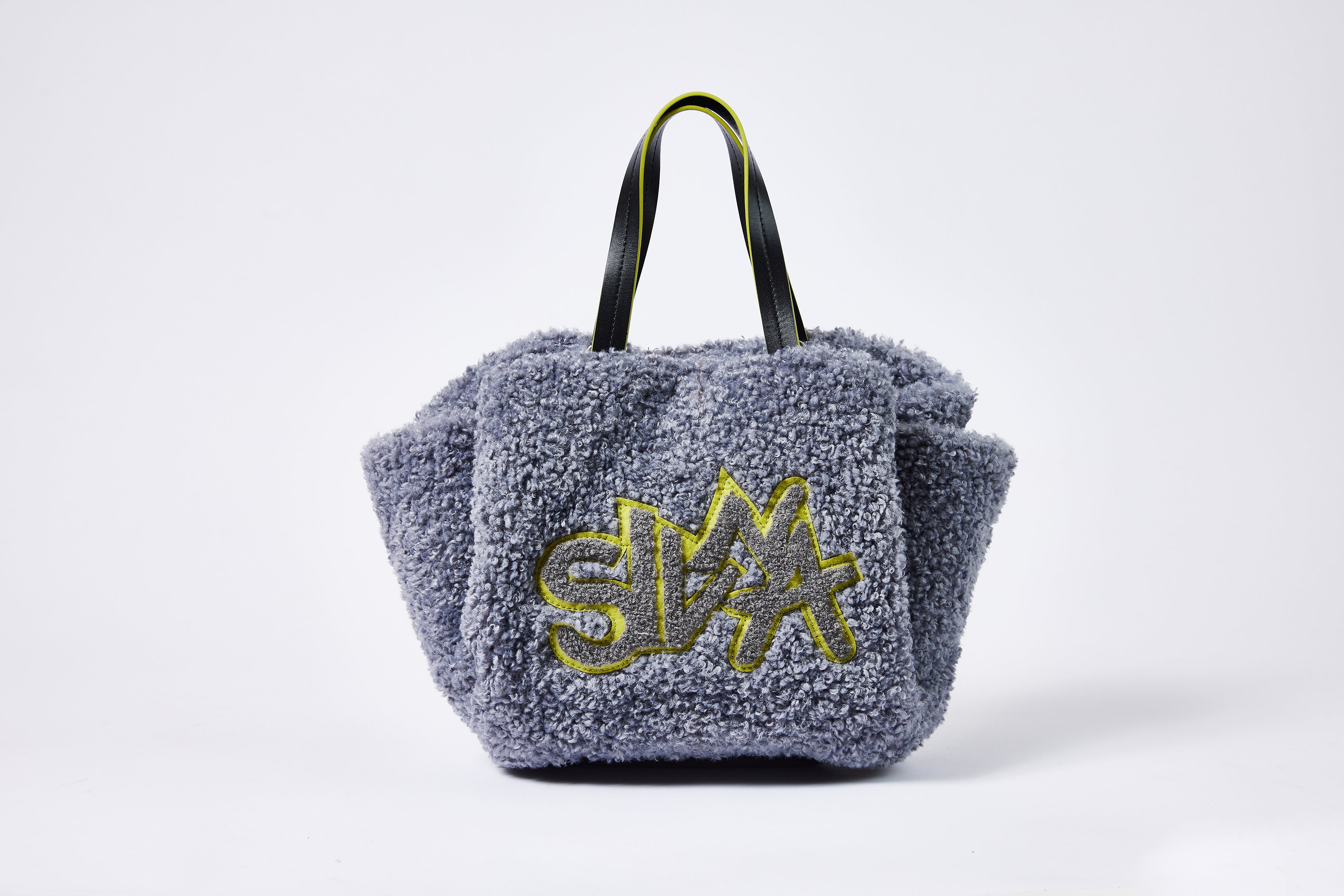 Sagara embroidery x eco fur 3D bag